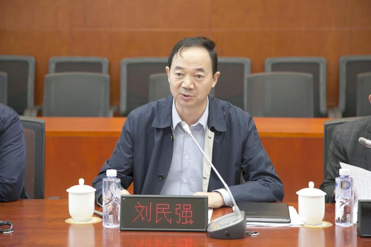 "讲黄河故事 &middot; 看绿色榆林"中省媒体行走进神东煤炭集团
